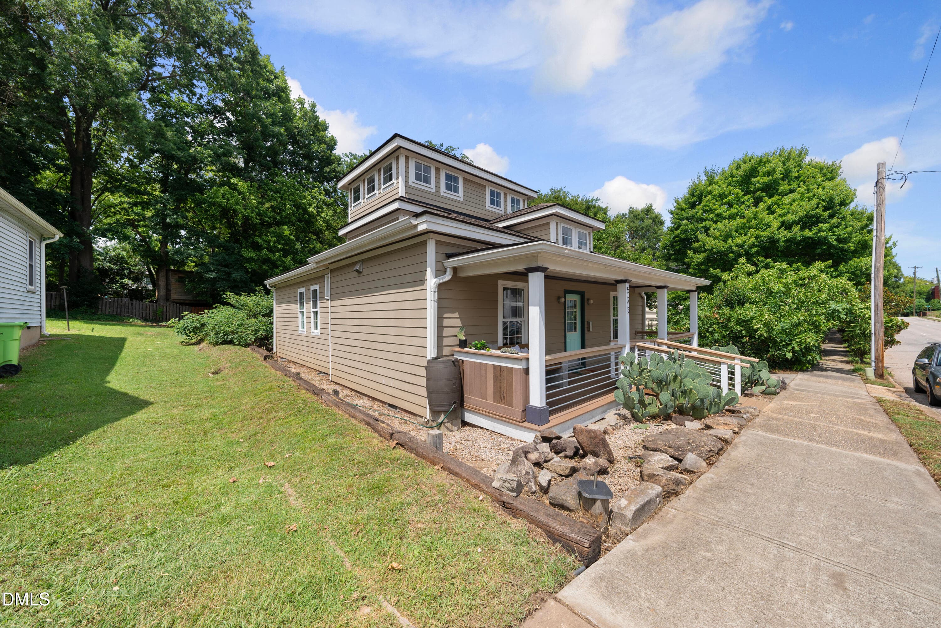 DSC01159 - 523 E Edenton Street, Raleigh, NC 27601, Raleigh