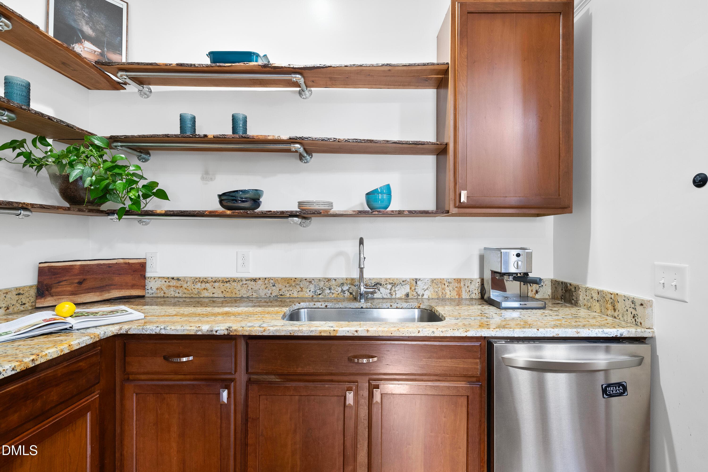 DSC01189 - 523 E Edenton Street, Raleigh, NC 27601, Raleigh