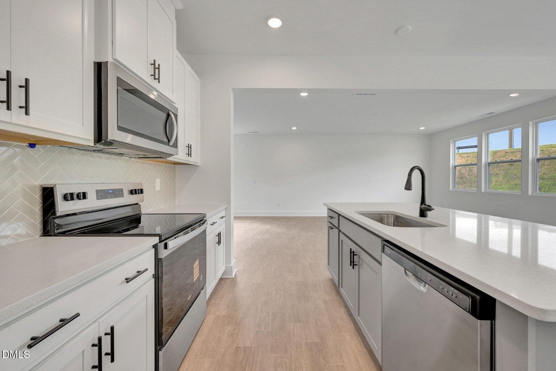 [L39_z009]none9 - 99 Cypress Moss Court, Lillington, NC 27546
