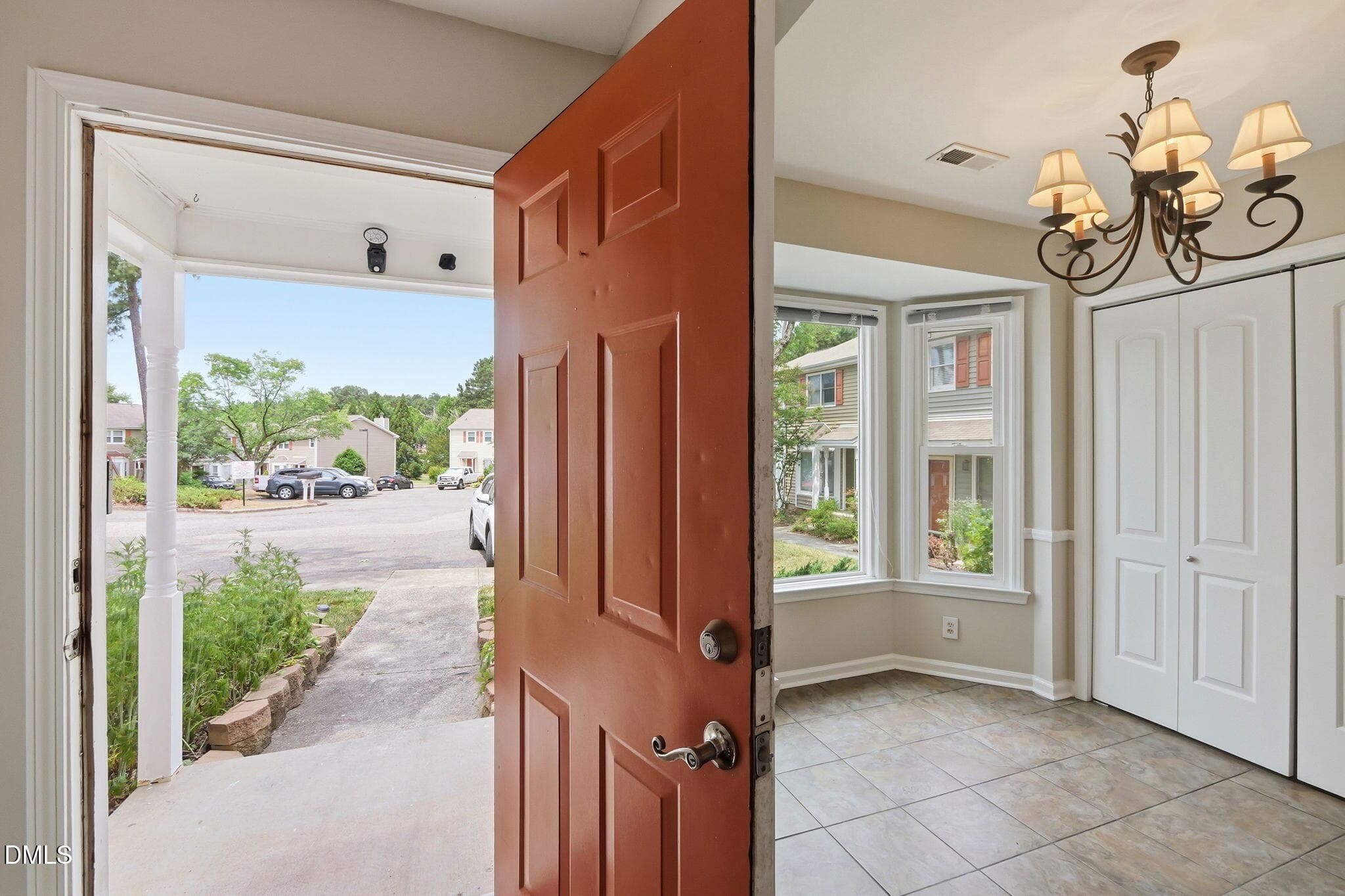 12-web-or-mls-P1134184 - 513 Darby Glen Lane, Durham, NC 27713, Durham