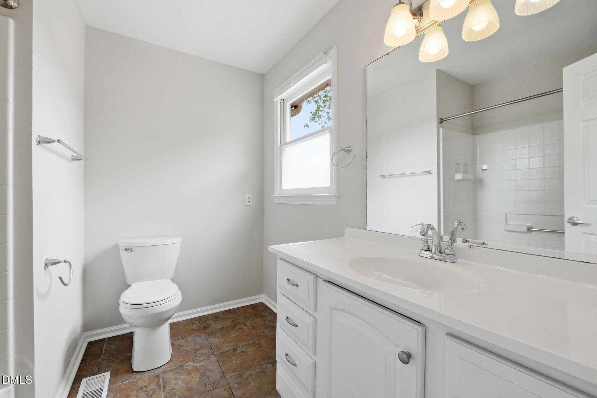 36-web-or-mls-P1134259 - 513 Darby Glen Lane, Durham, NC 27713, Durham
