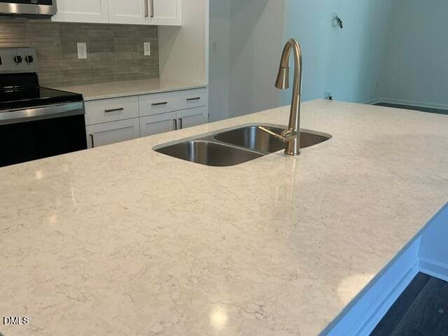 kitchen - 204 Kerag Way, Garner, NC 27529