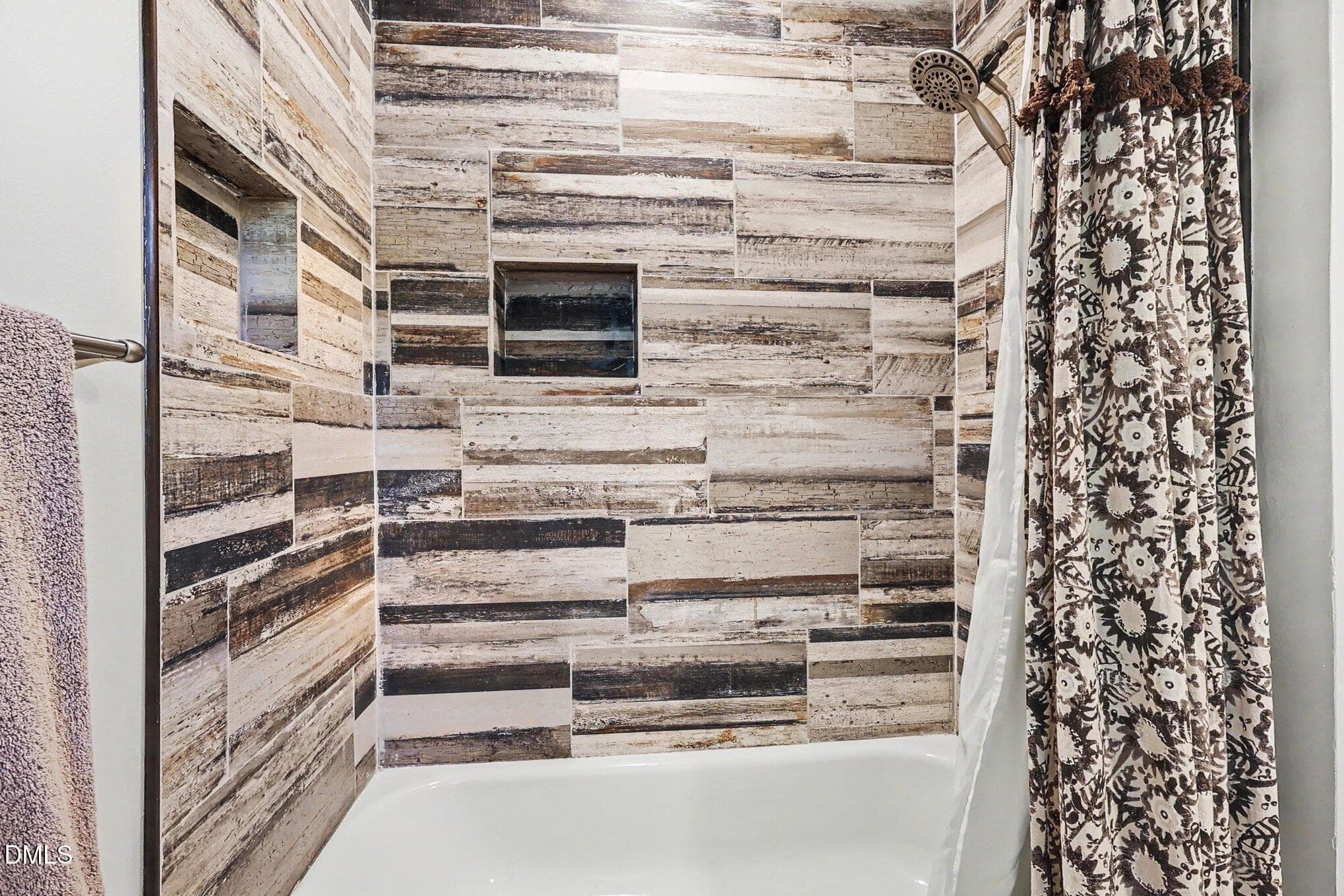 028_file_6957 - 5221 Dutchman Drive, Raleigh, NC 27606, Raleigh