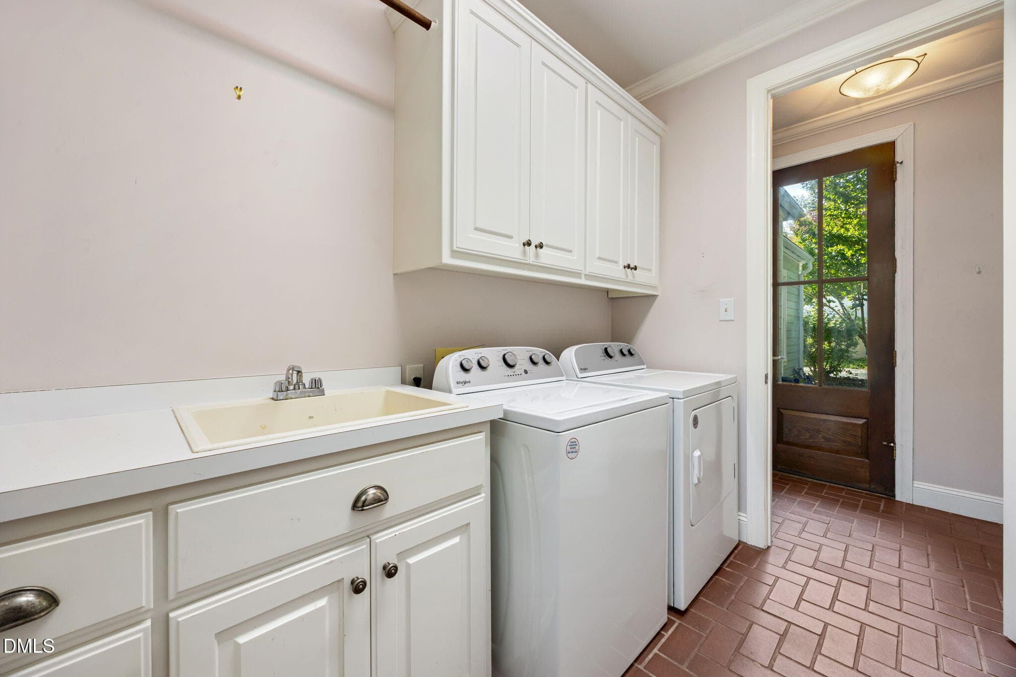 30-web-or-mls-484A6009 - 127 Graylyn Drive, Chapel Hill, NC 27516, Chapel Hill