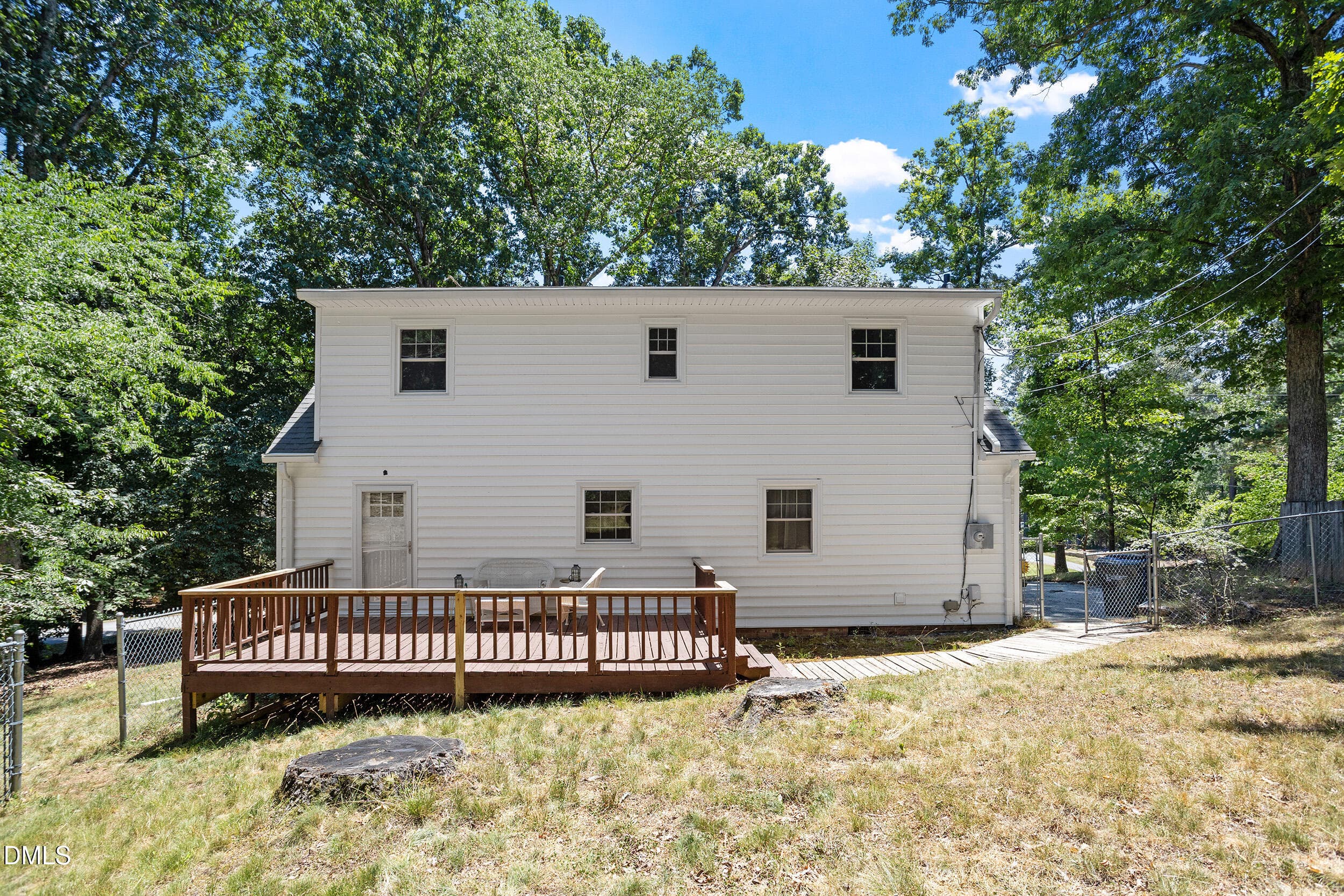 05-3024 Rosewood Cir [3148073]_05 - 3024 Rosewood Circle, Durham, NC 27705, Durham