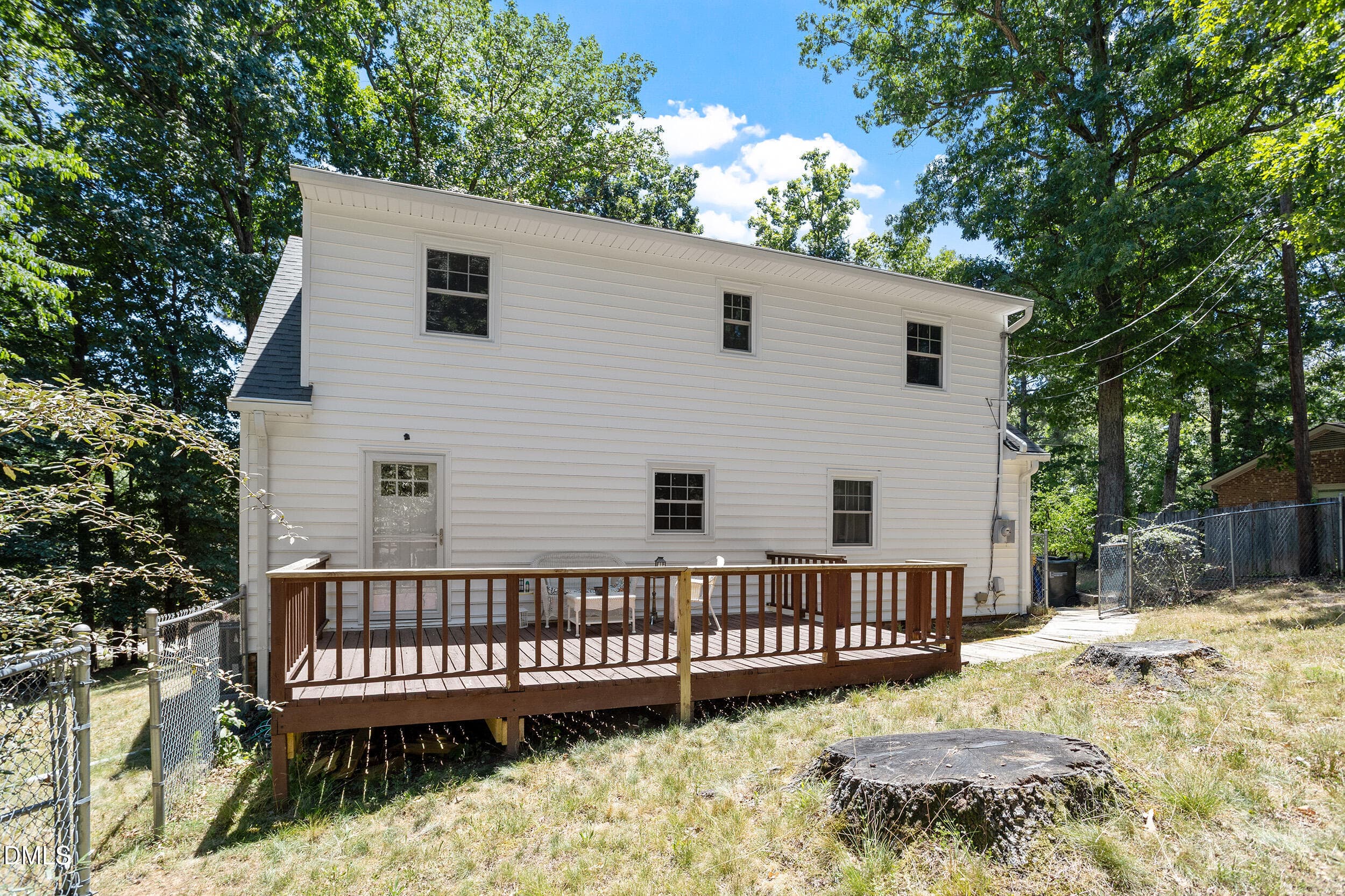 04-3024 Rosewood Cir [3148073]_04 - 3024 Rosewood Circle, Durham, NC 27705, Durham