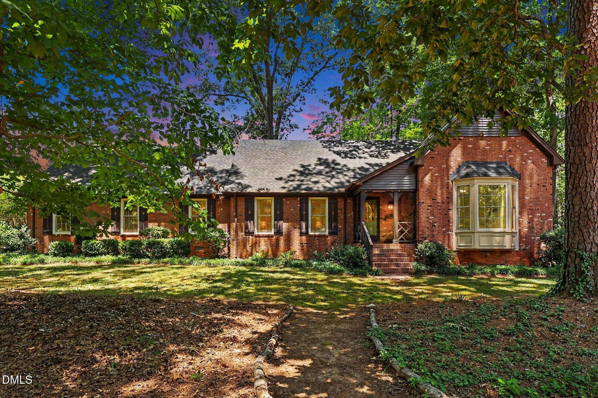 001_kv0a1359-twilight_325 - 5221 Dutchman Drive, Raleigh, NC 27606, Raleigh