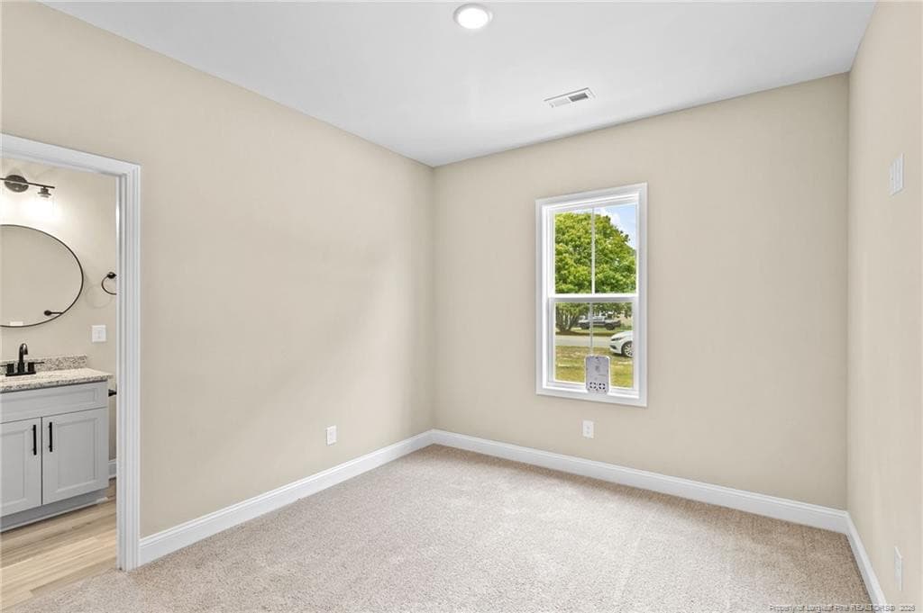 Photo 10 - 745 Porter Road, Hope Mills, NC 28348