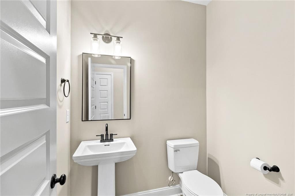 Photo 11 - 745 Porter Road, Hope Mills, NC 28348
