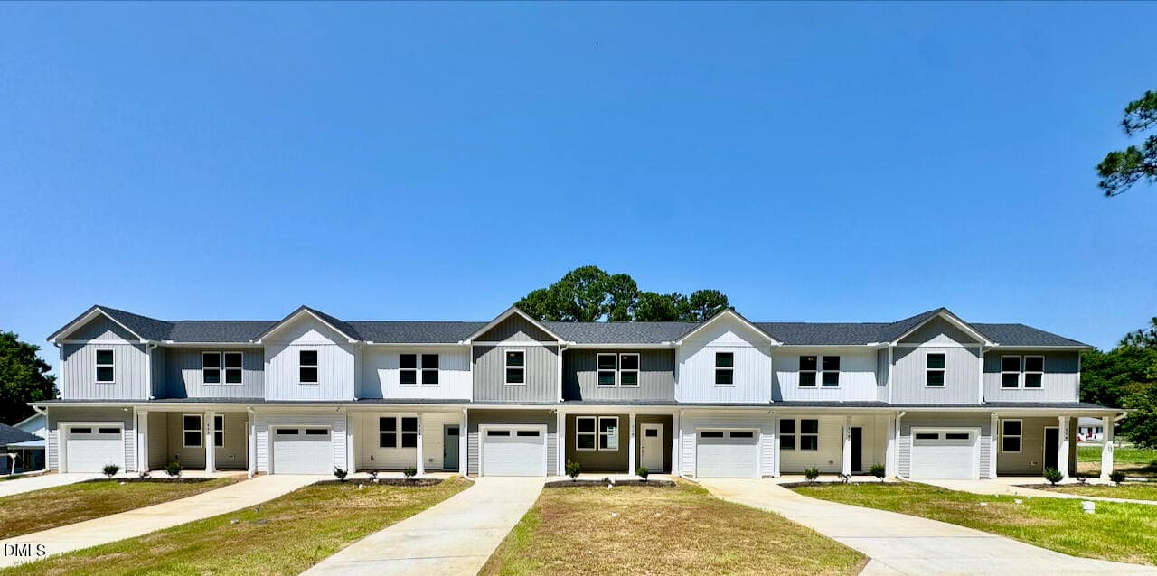Oakwood Front Row Perspective - 218 George Street A, Four Oaks, NC 27524