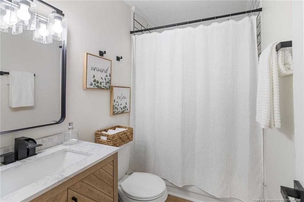 Hallway Bathroom - 6951 Johnson Road, Fayetteville, NC 28312, Fayetteville