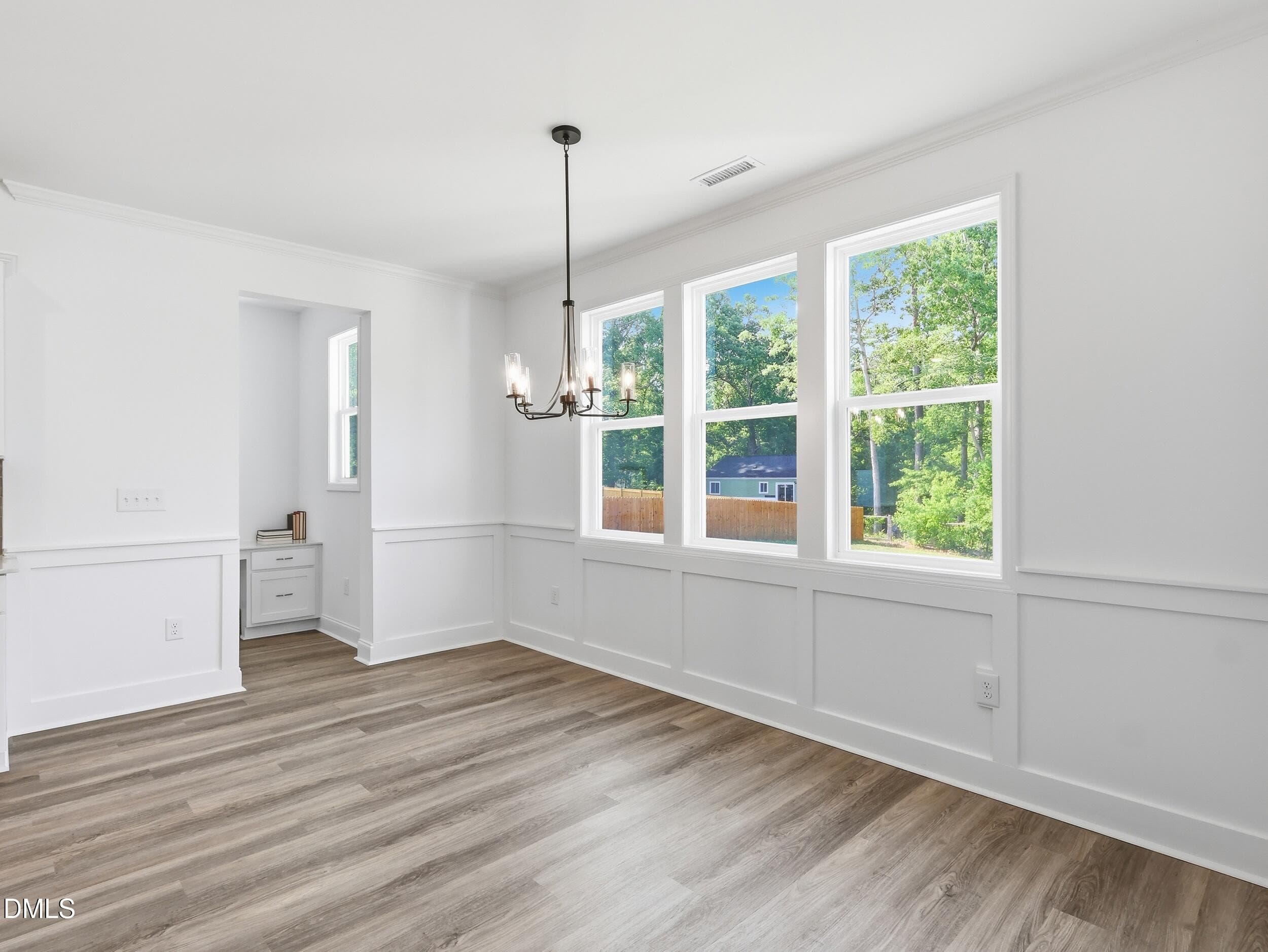 Dining - 5857 Genesee Drive, Durham, NC 27712, Durham