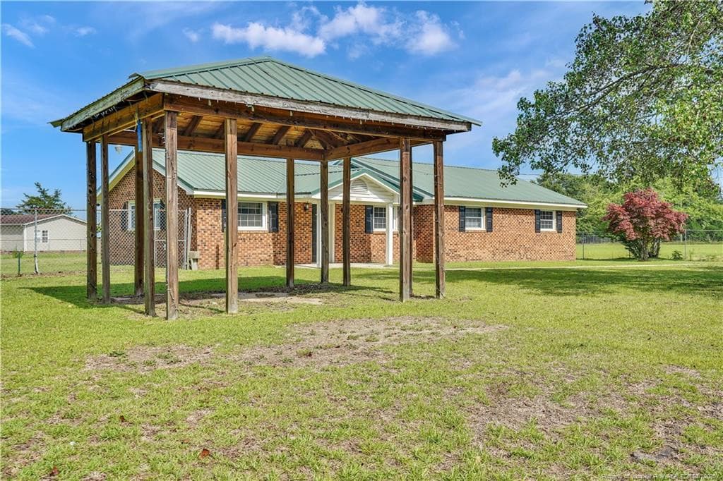 Photo 4 - 2567 Alamac Road, Lumberton, NC 28358