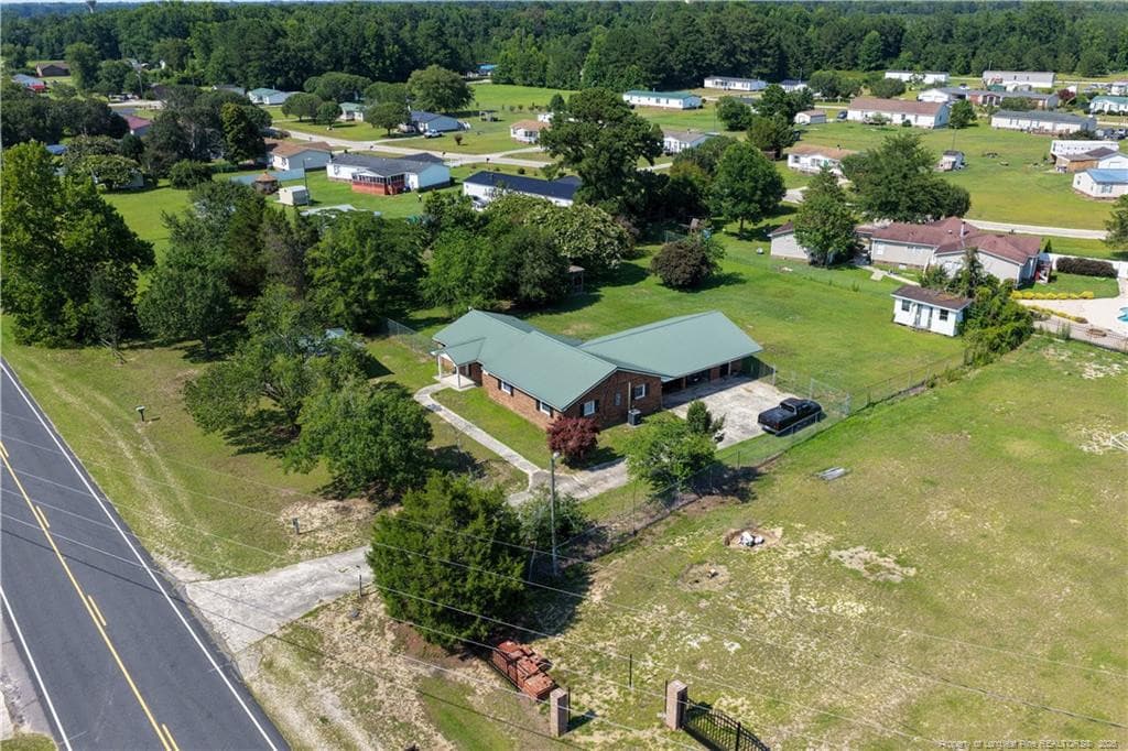 Photo 3 - 2567 Alamac Road, Lumberton, NC 28358