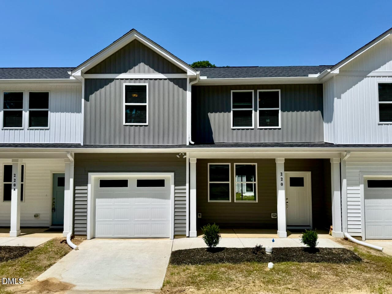220 George Street, Four Oaks, NC 27524