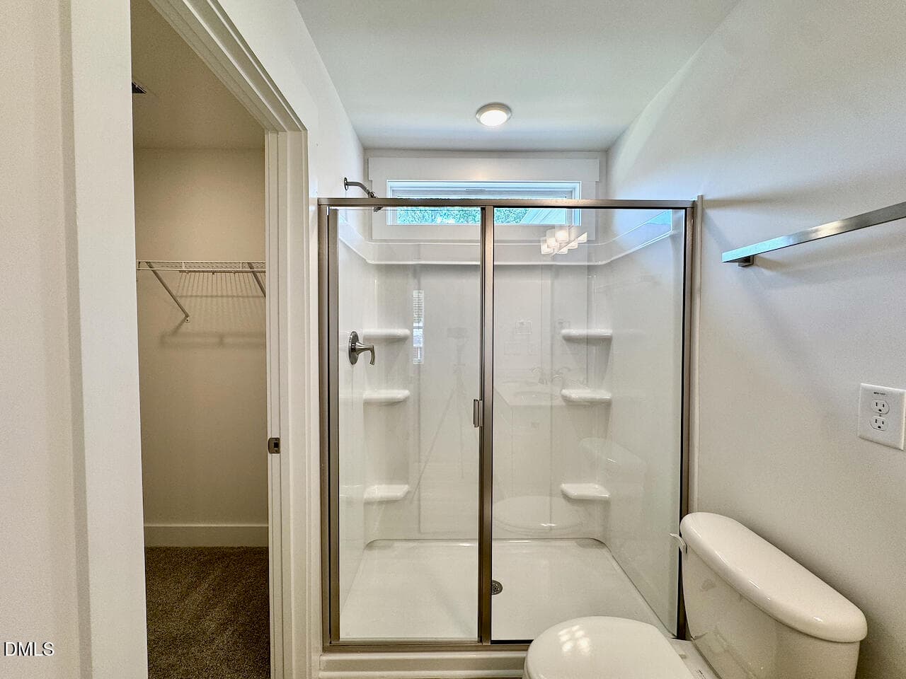 Owner Shower Detail - 220 George Street, Four Oaks, NC 27524