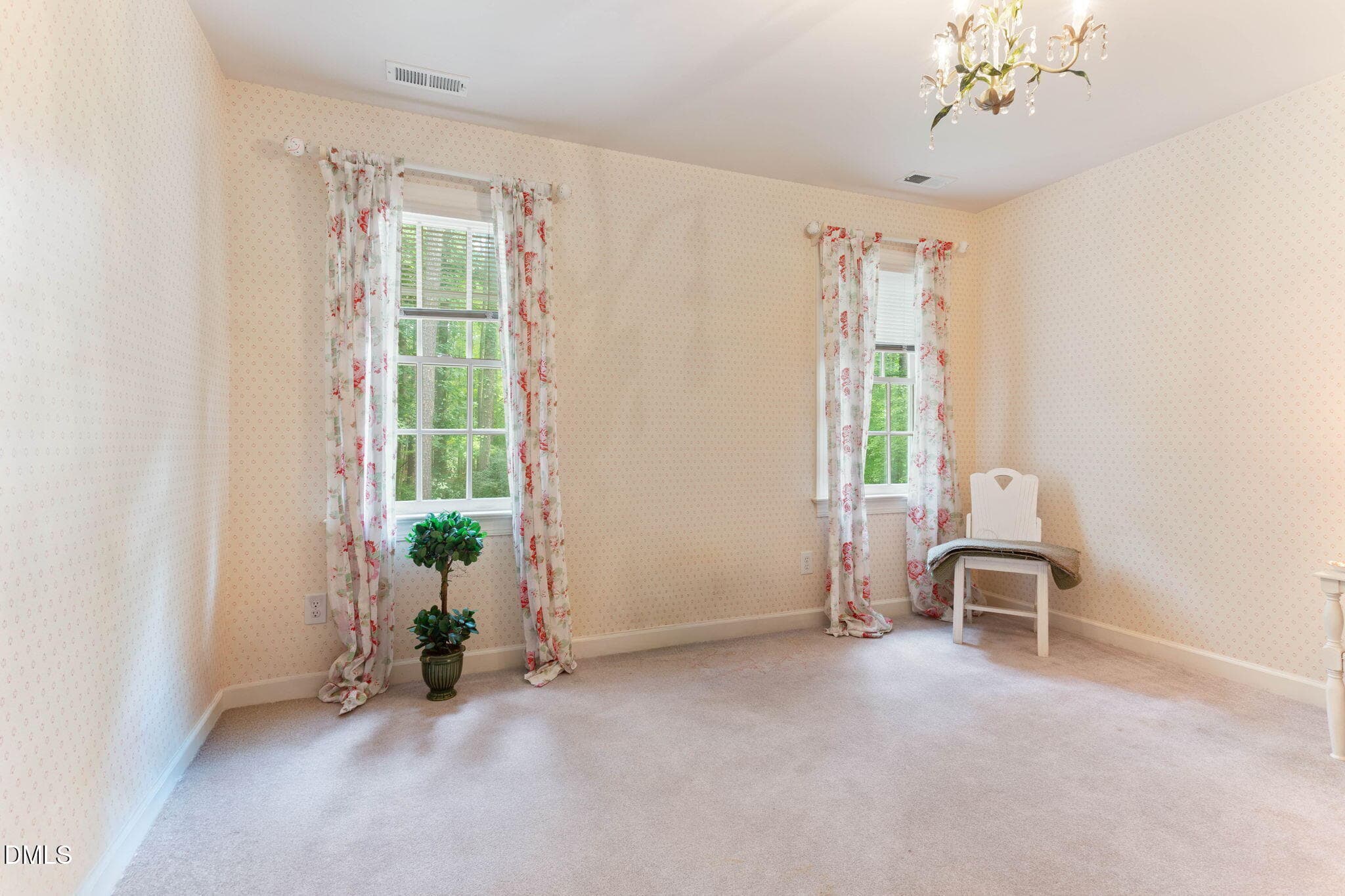 40-web-or-mls-IMG_4568FIXED - 909 Oak Creek Road, Raleigh, NC 27615, Raleigh