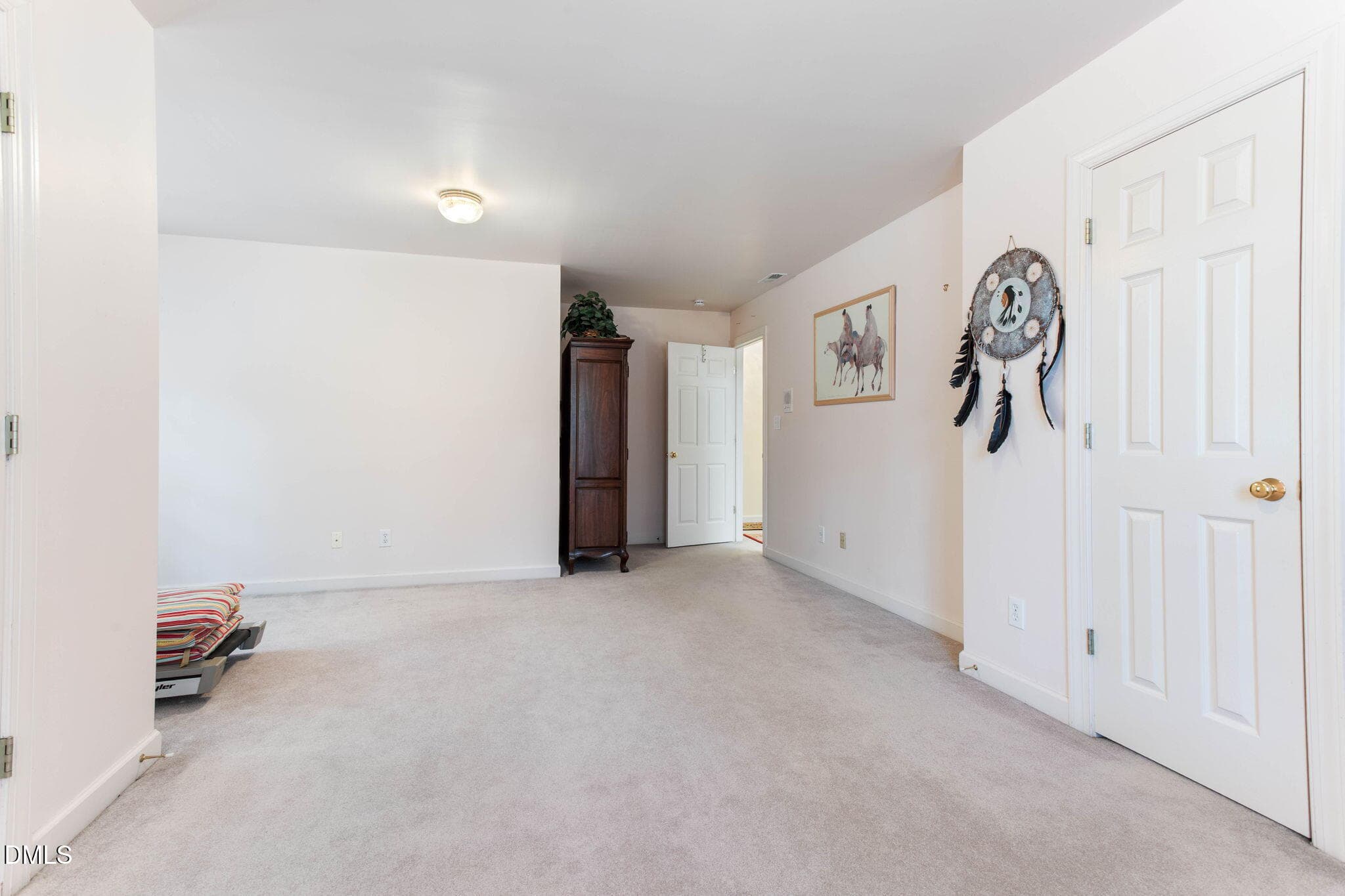 48-web-or-mls-IMG_4604 - 909 Oak Creek Road, Raleigh, NC 27615, Raleigh