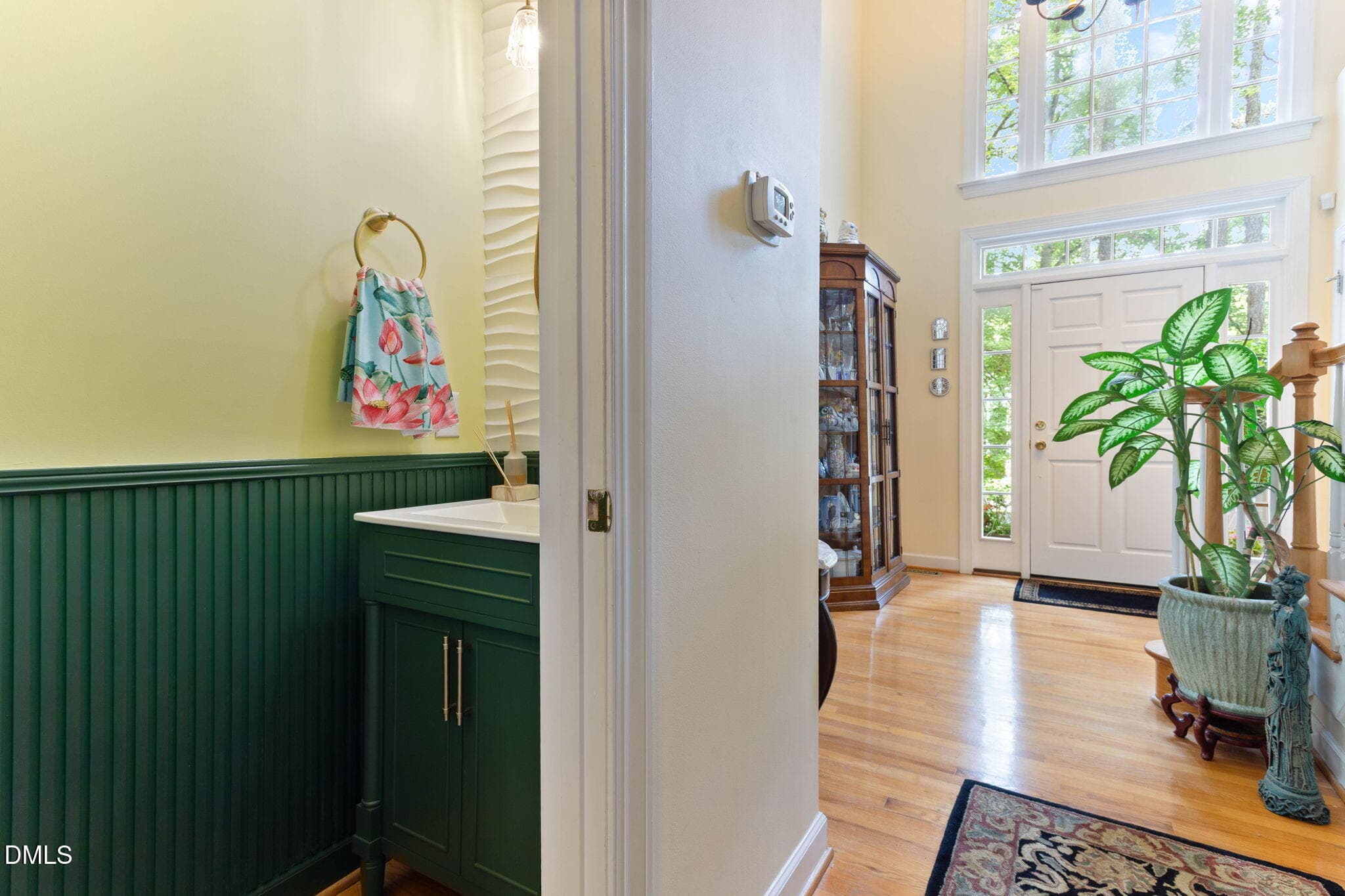 55-web-or-mls-IMG_4625 - 909 Oak Creek Road, Raleigh, NC 27615, Raleigh