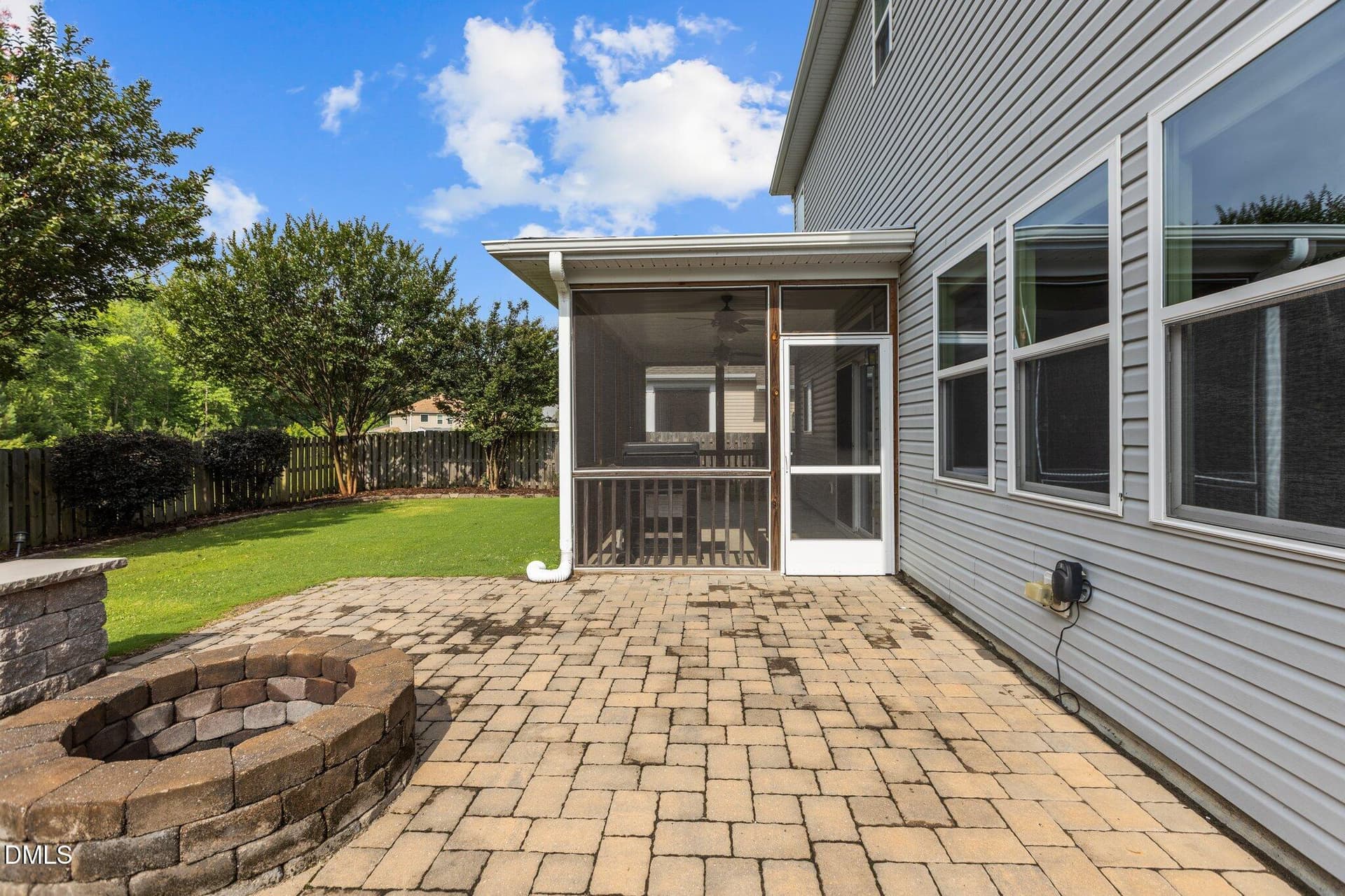 50-web-or-mls-2N6A4017 - 209 S Harrison Place Lane, Fuquay Varina, NC 27526