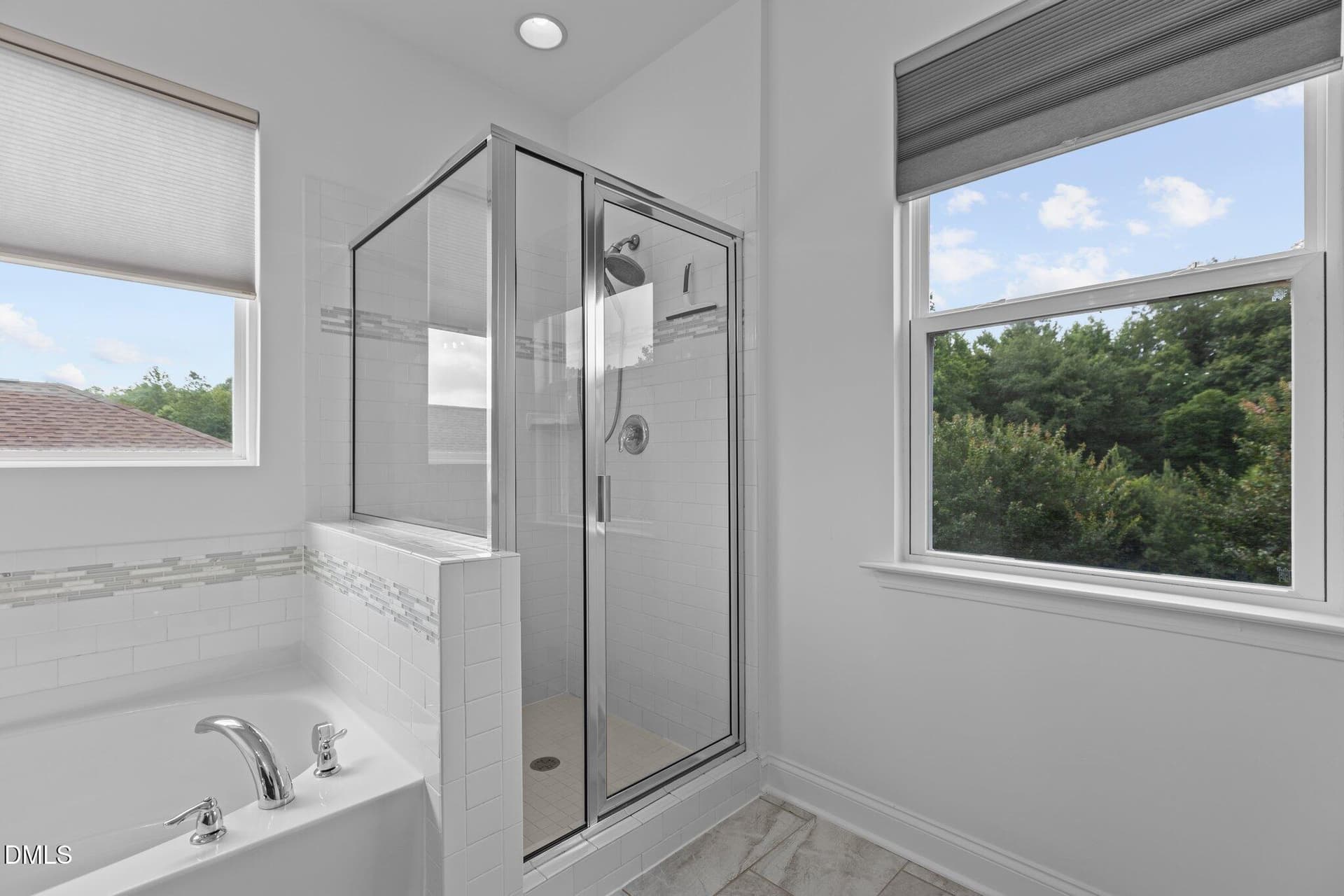 Soaking tub & walk-in shower - 209 S Harrison Place Lane, Fuquay Varina, NC 27526