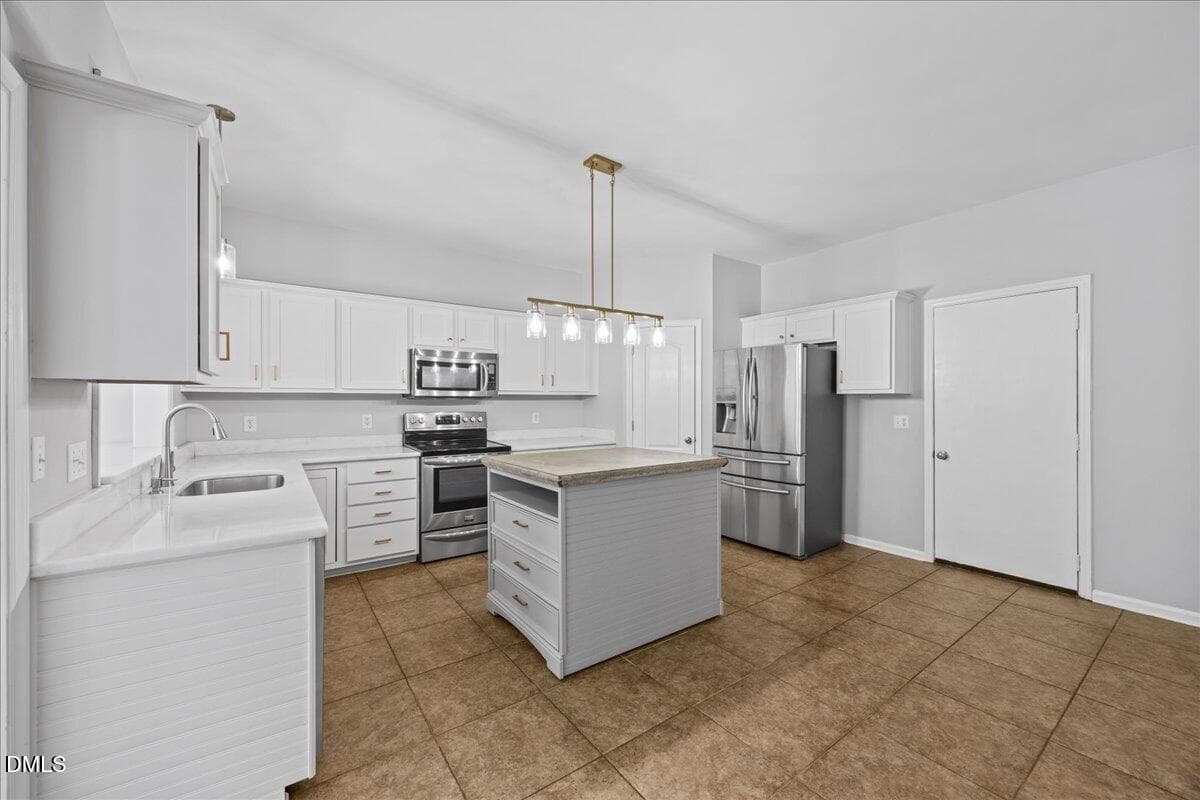 26-2A1A0402 - 6600 Monnell Drive, Raleigh, NC 27617, Raleigh