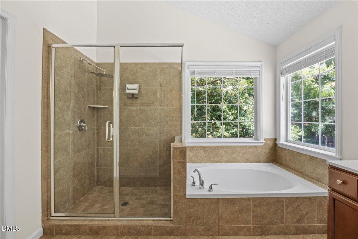 32-2A1A0423 - 6600 Monnell Drive, Raleigh, NC 27617, Raleigh
