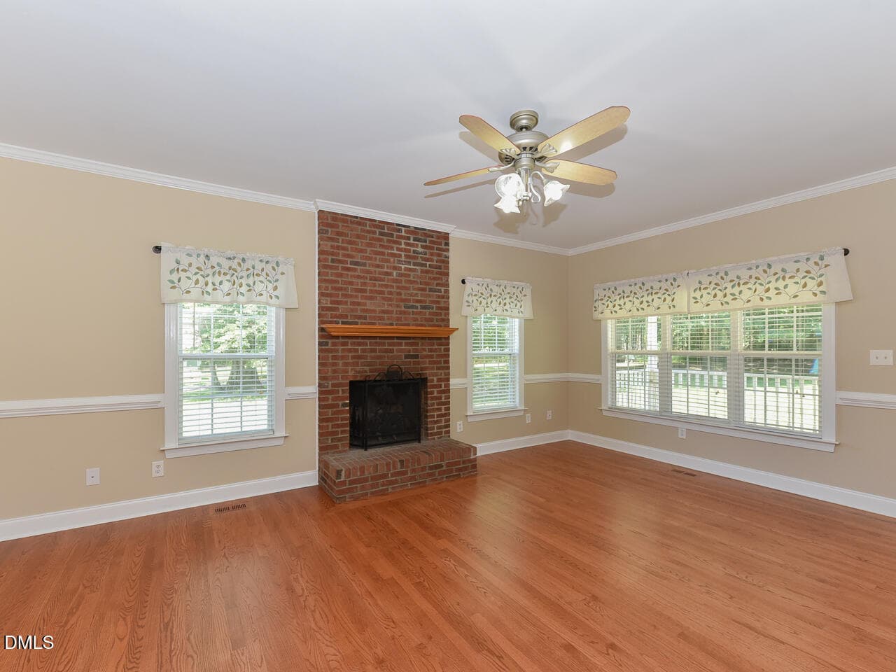 Interior - living room2 - ok - 1229 Jogging Court, Raleigh, NC 27603, Raleigh
