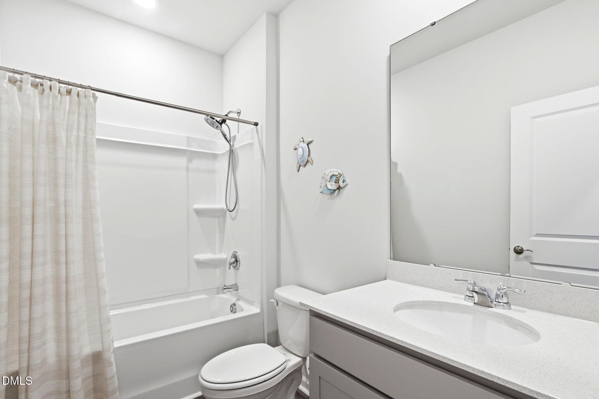 hall bathroom-32 - 249 Ocean Pointe Boulevard SE, Bolivia, NC 28422