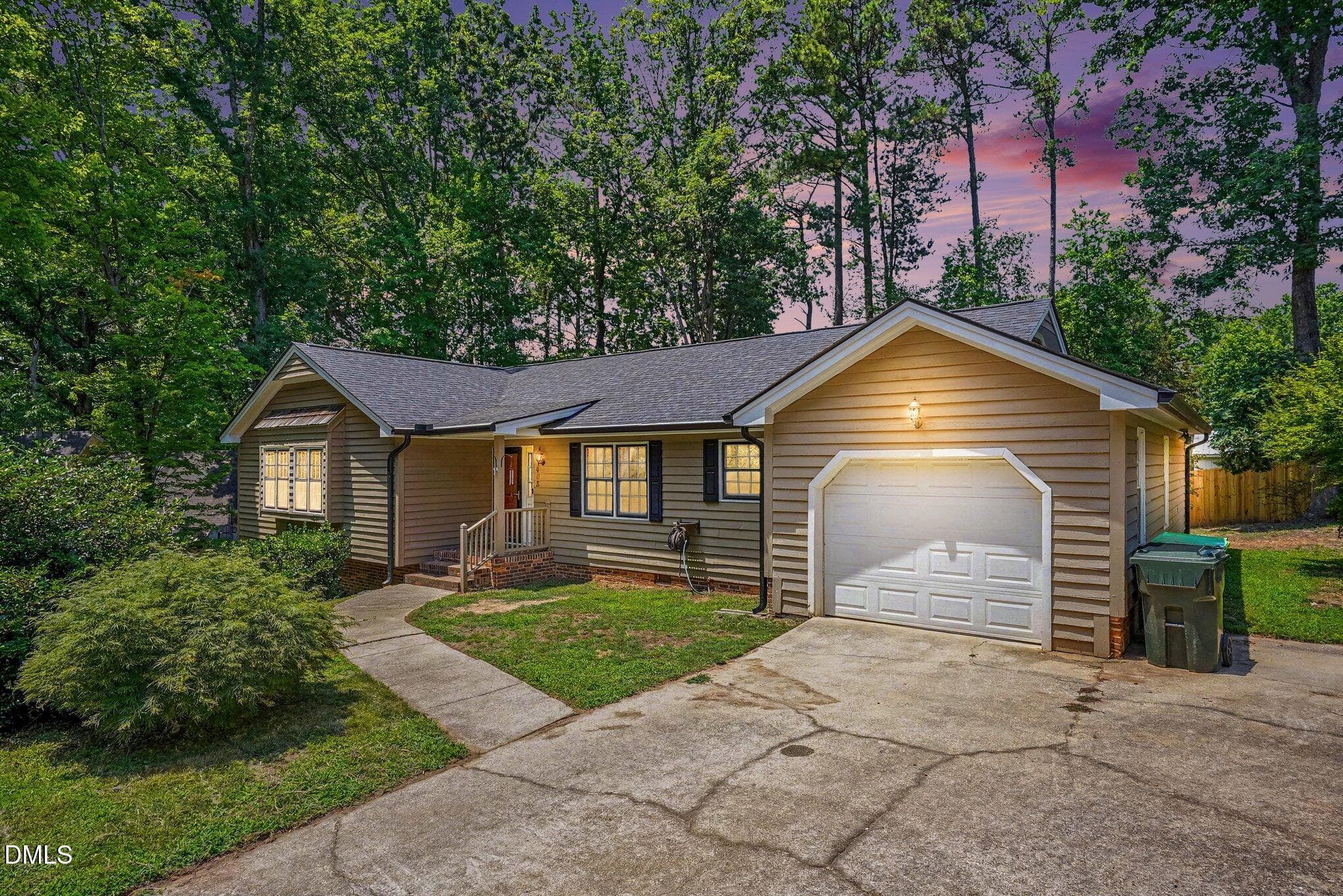 001_file_1658 - 405 Lynchester Court, Raleigh, NC 27615, Raleigh