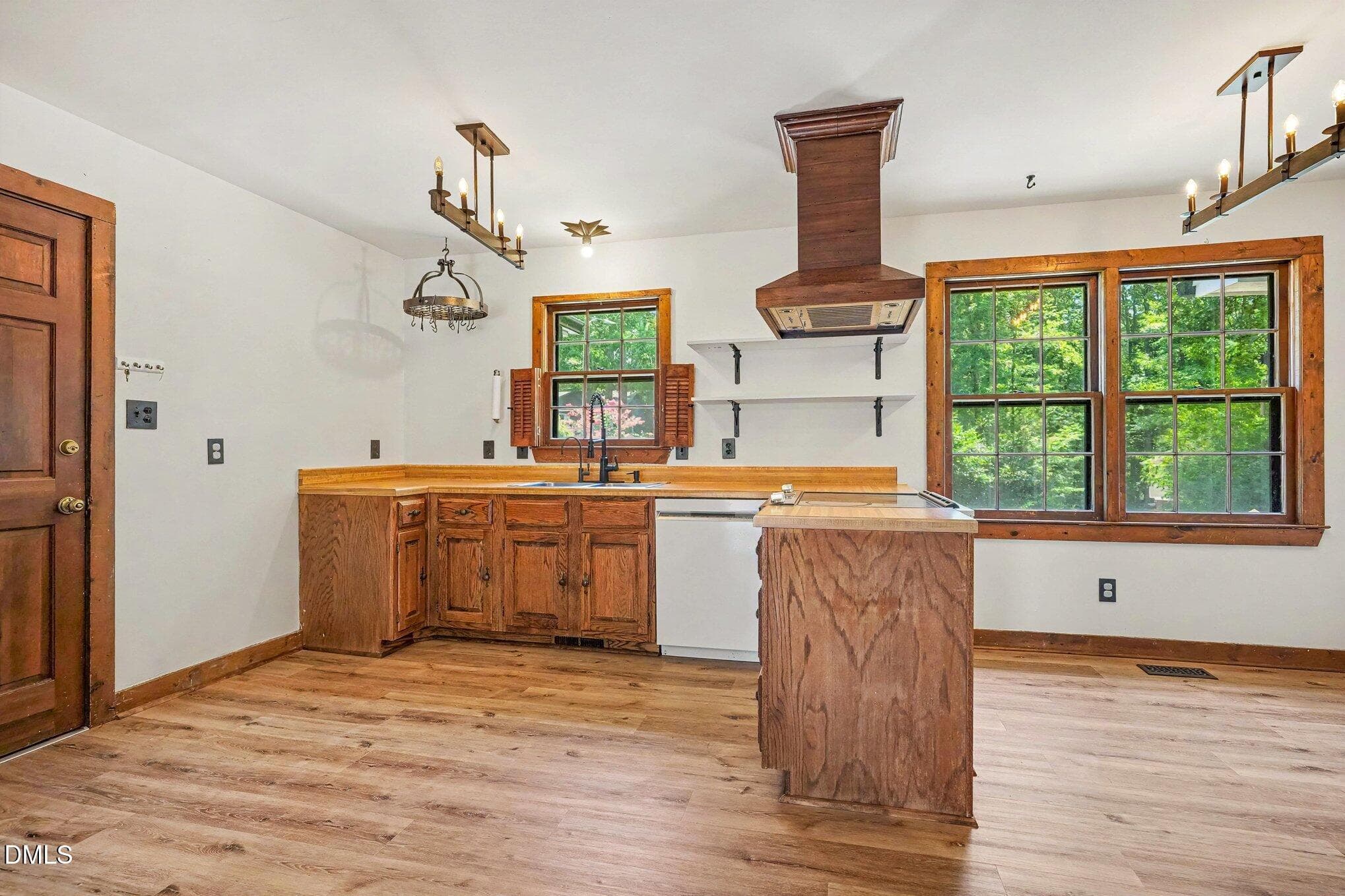 009_file_9958 - 405 Lynchester Court, Raleigh, NC 27615, Raleigh