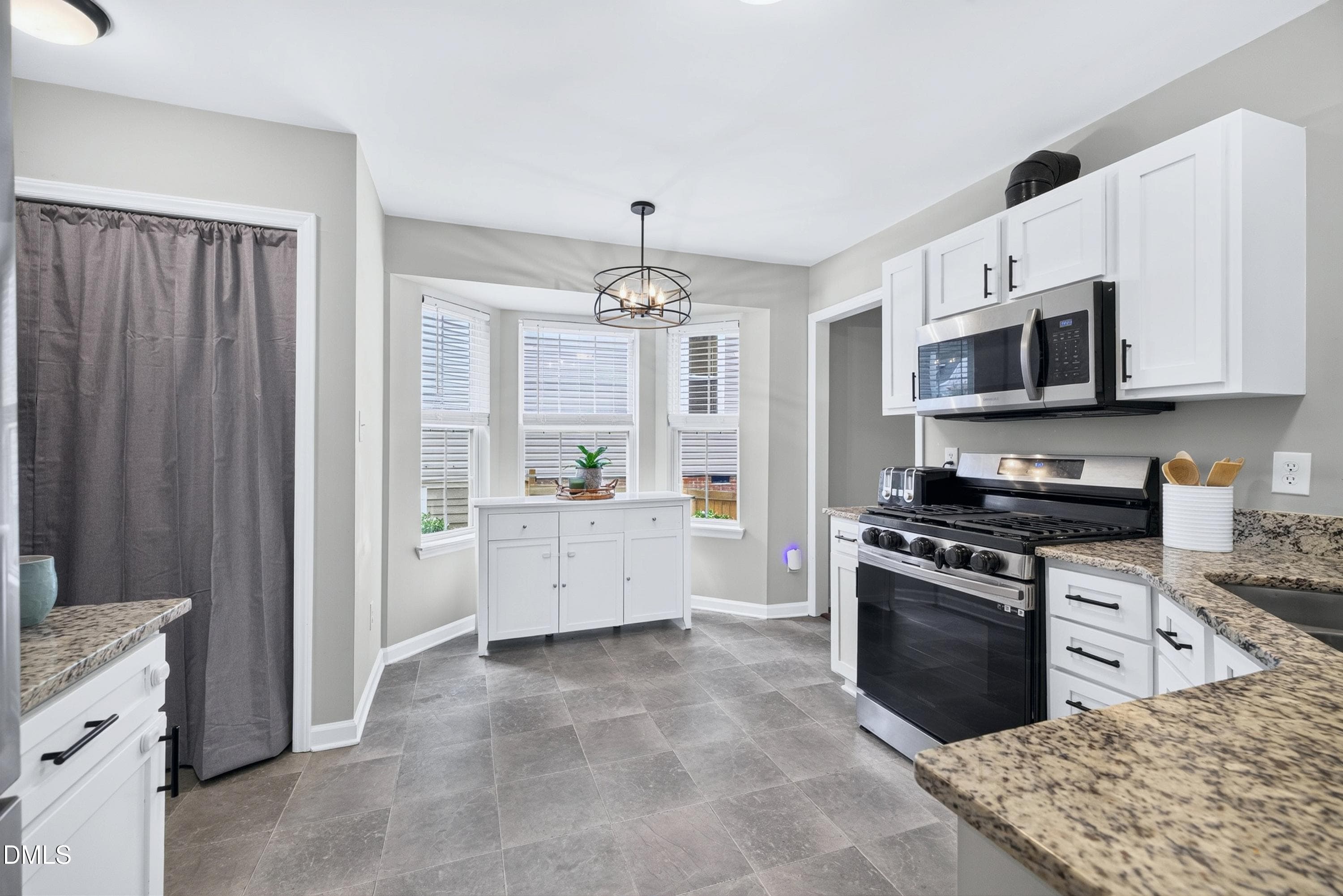 Scene-37 - 1112 Stoneferry Lane, Raleigh, NC 27606, Raleigh