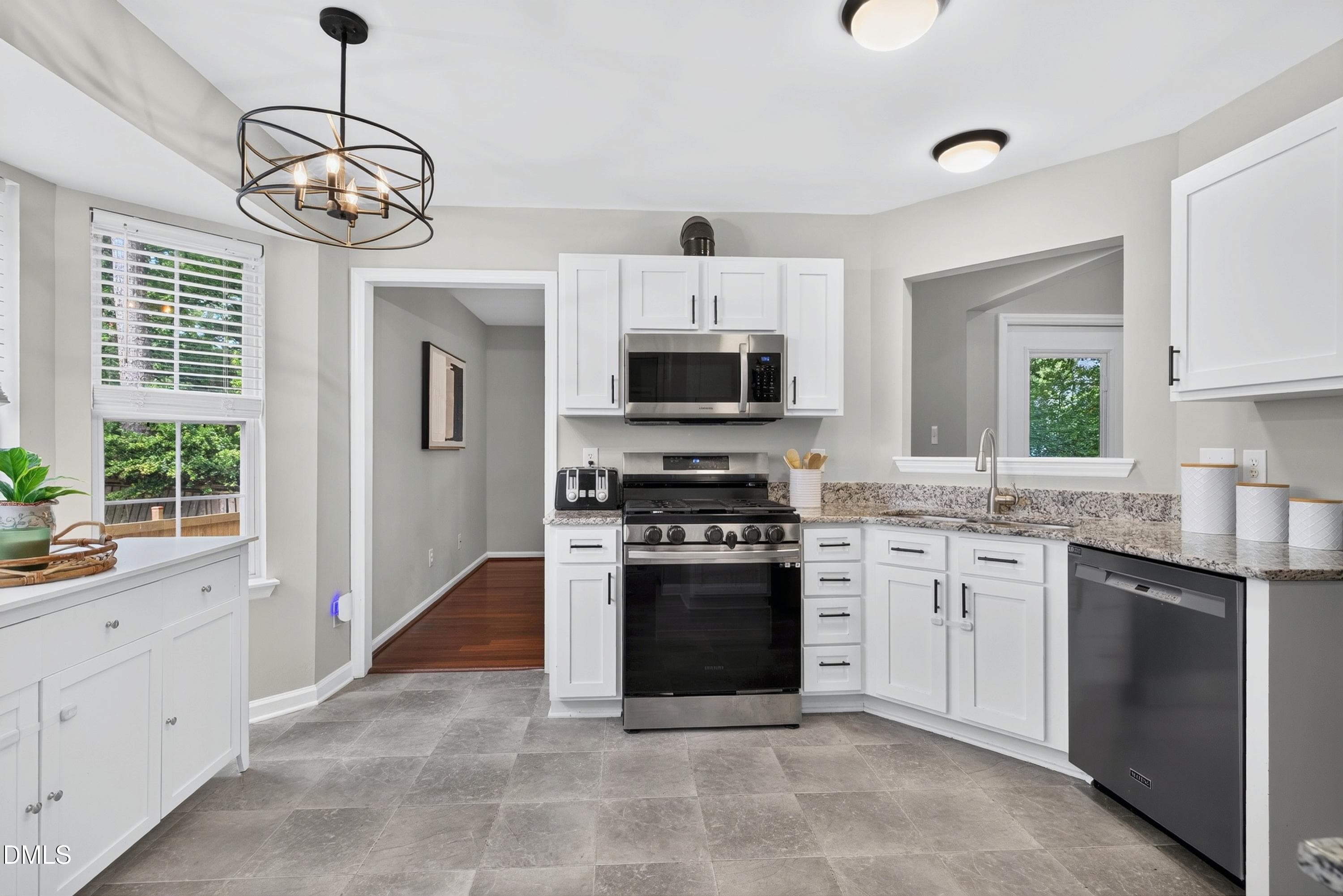 Scene-38 - 1112 Stoneferry Lane, Raleigh, NC 27606, Raleigh