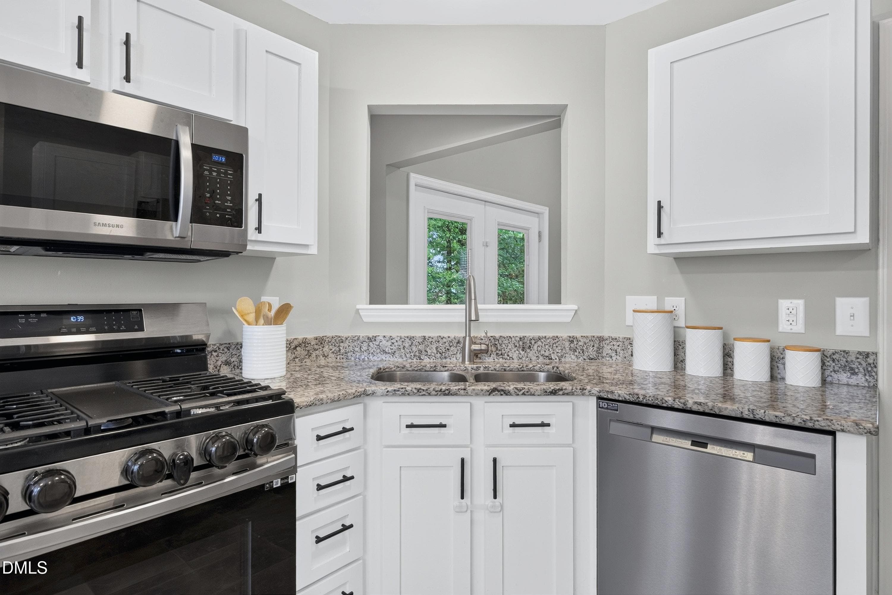 Scene-43 - 1112 Stoneferry Lane, Raleigh, NC 27606, Raleigh
