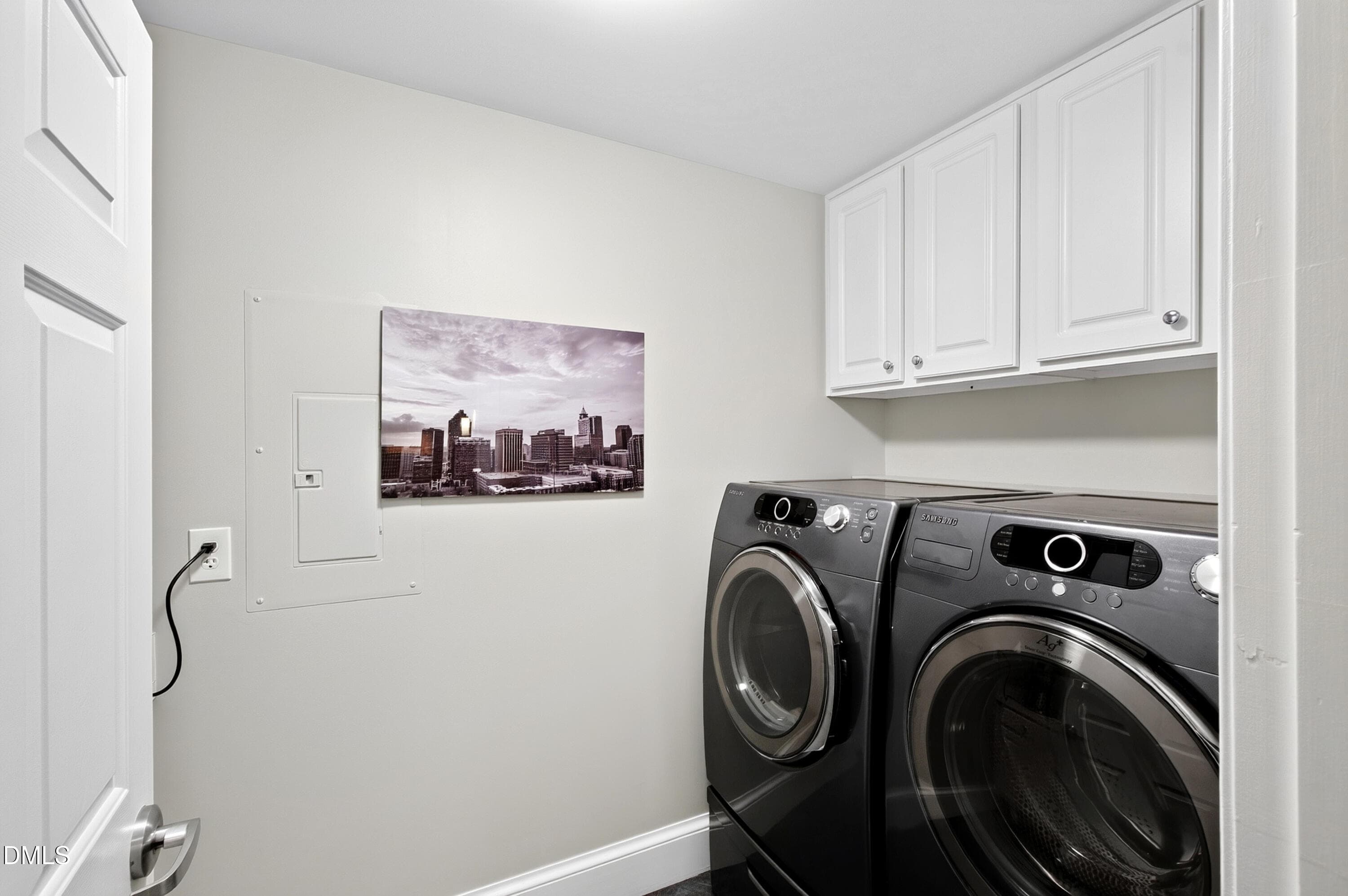 Laundry - 510 Glenwood Avenue, Raleigh, NC 27603, Raleigh
