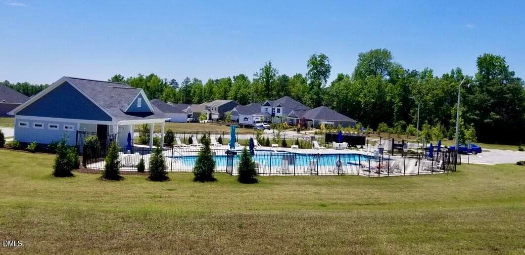 HOA Pool 2 - 209 S Harrison Place Lane, Fuquay Varina, NC 27526