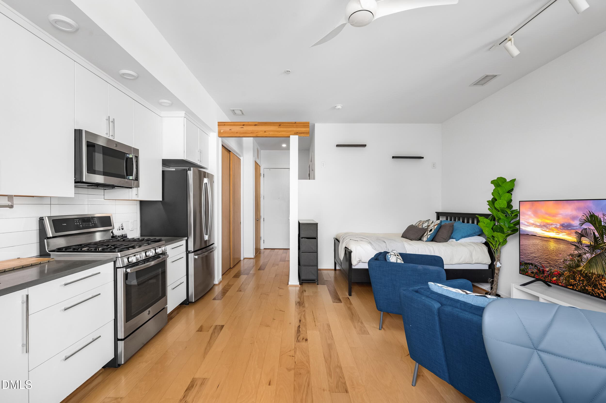 29) 73939-6a497ca9d6507 - 515 N Mangum Street 41, Durham, NC 27701, Durham