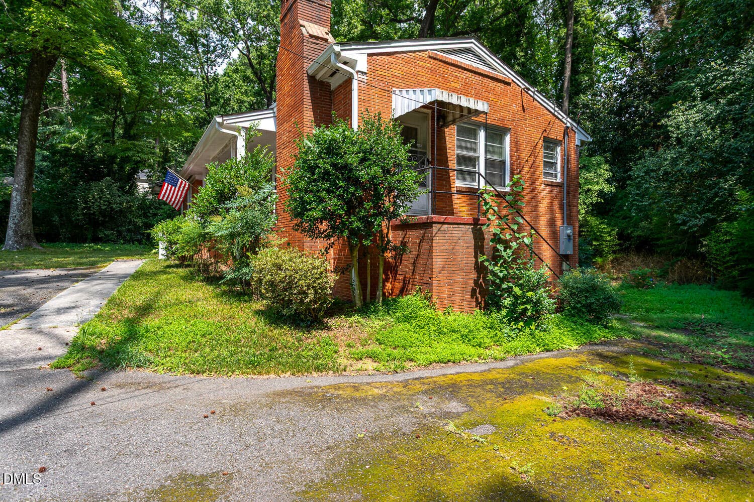machikas-2602-wade-7 - 2602 Wade Avenue, Raleigh, NC 27607, Raleigh