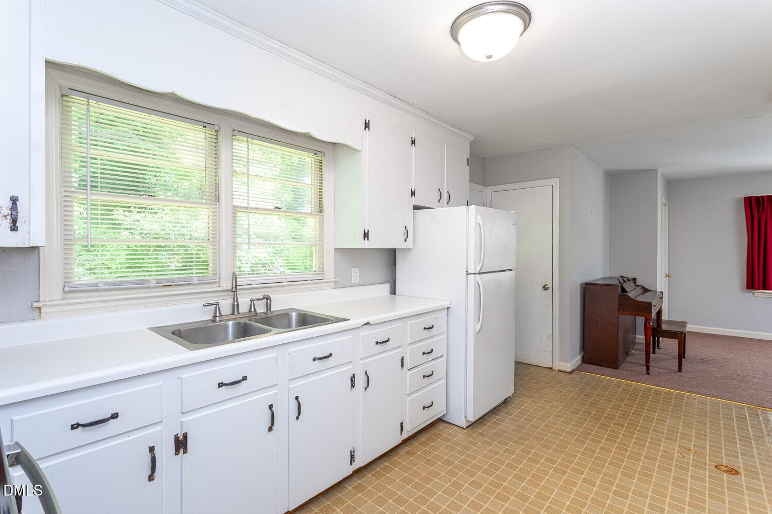 machikas-2602-wade-20 - 2602 Wade Avenue, Raleigh, NC 27607
