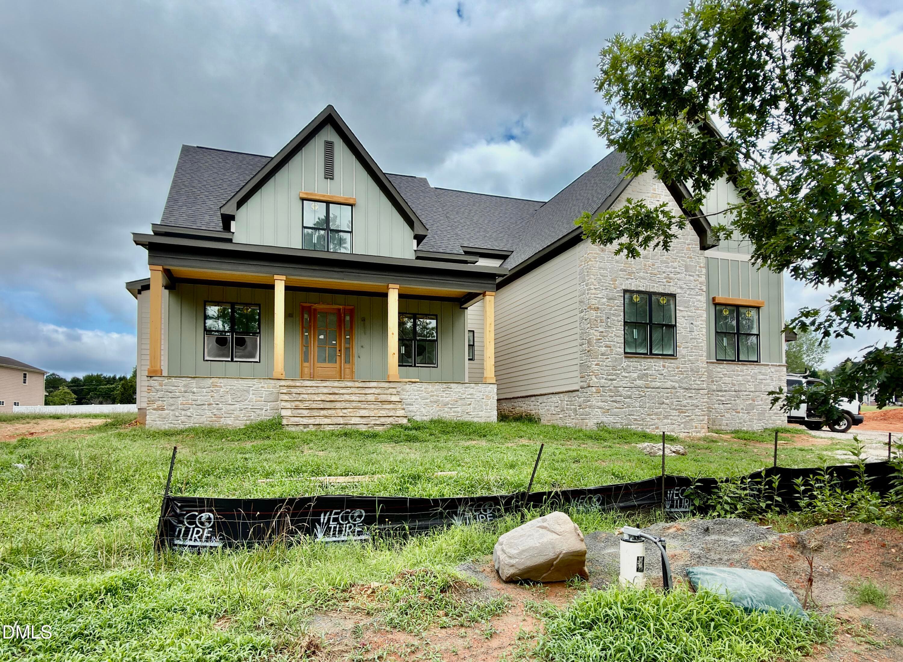 1121 Dovefield Lane, Youngsville, NC 27596