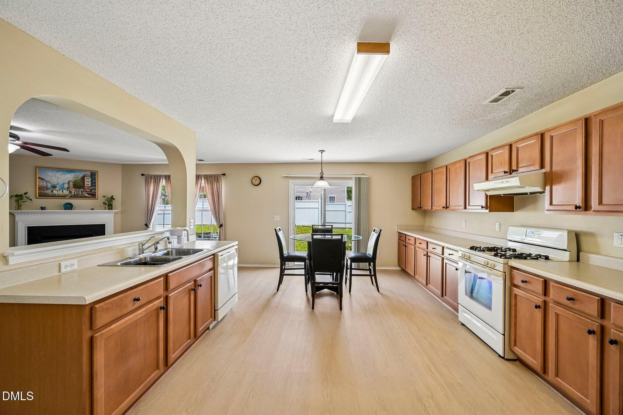 20-web-or-mls-Skybrook Ln-S0707-020 - 2916 Skybrook Lane, Durham, NC 27703, Durham