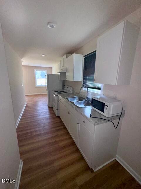 Kitchen - 110 Cleveland Street, Henderson, NC 27536