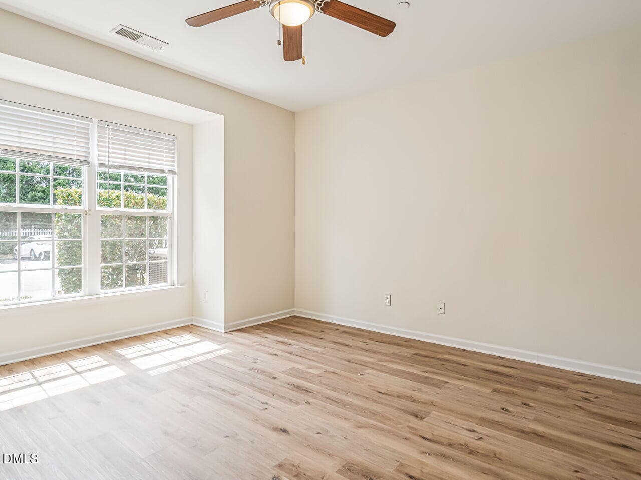 006-1280x960-living-room - 1120 Renewal Place 105, Raleigh, NC 27603, Raleigh