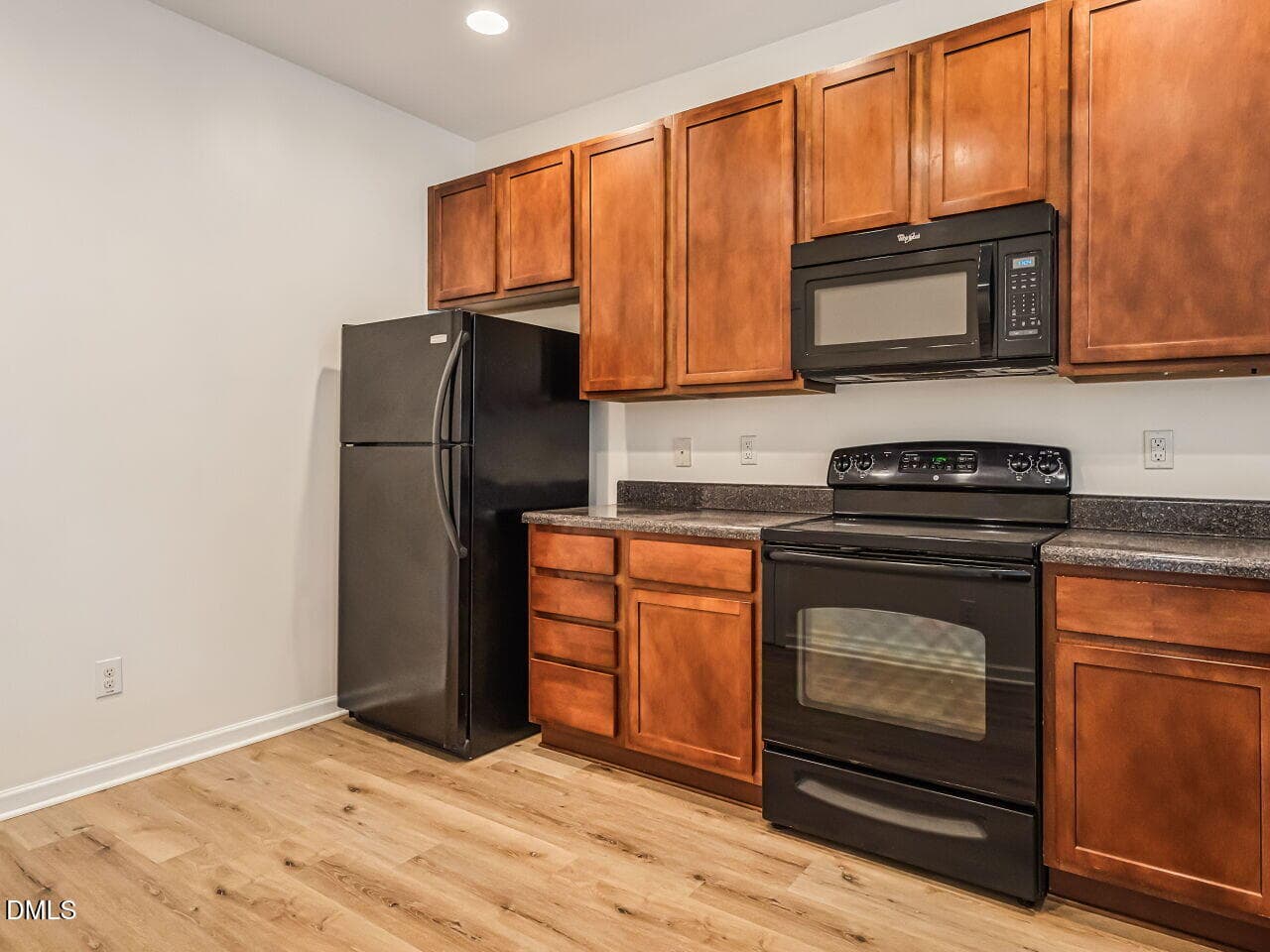 011-1280x960-kitchen - 1120 Renewal Place 105, Raleigh, NC 27603, Raleigh