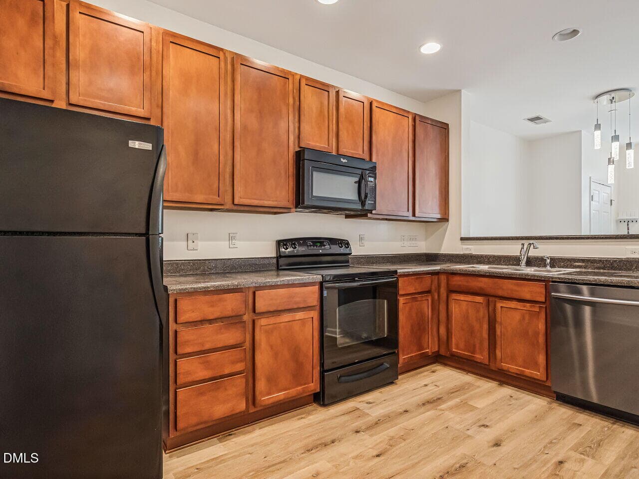 012-1280x960-kitchen - 1120 Renewal Place 105, Raleigh, NC 27603, Raleigh