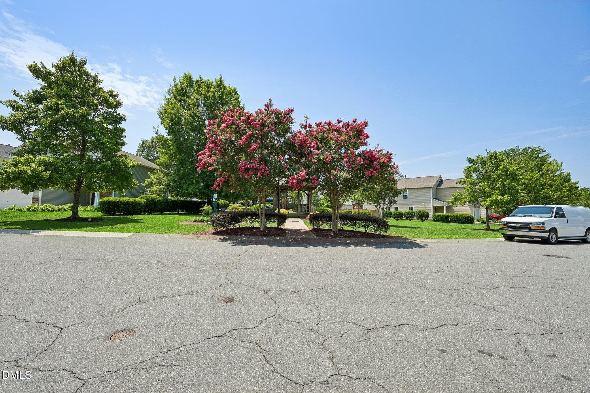 65-web-or-mls-Skybrook Ln-0707-901 - 2916 Skybrook Lane, Durham, NC 27703, Durham