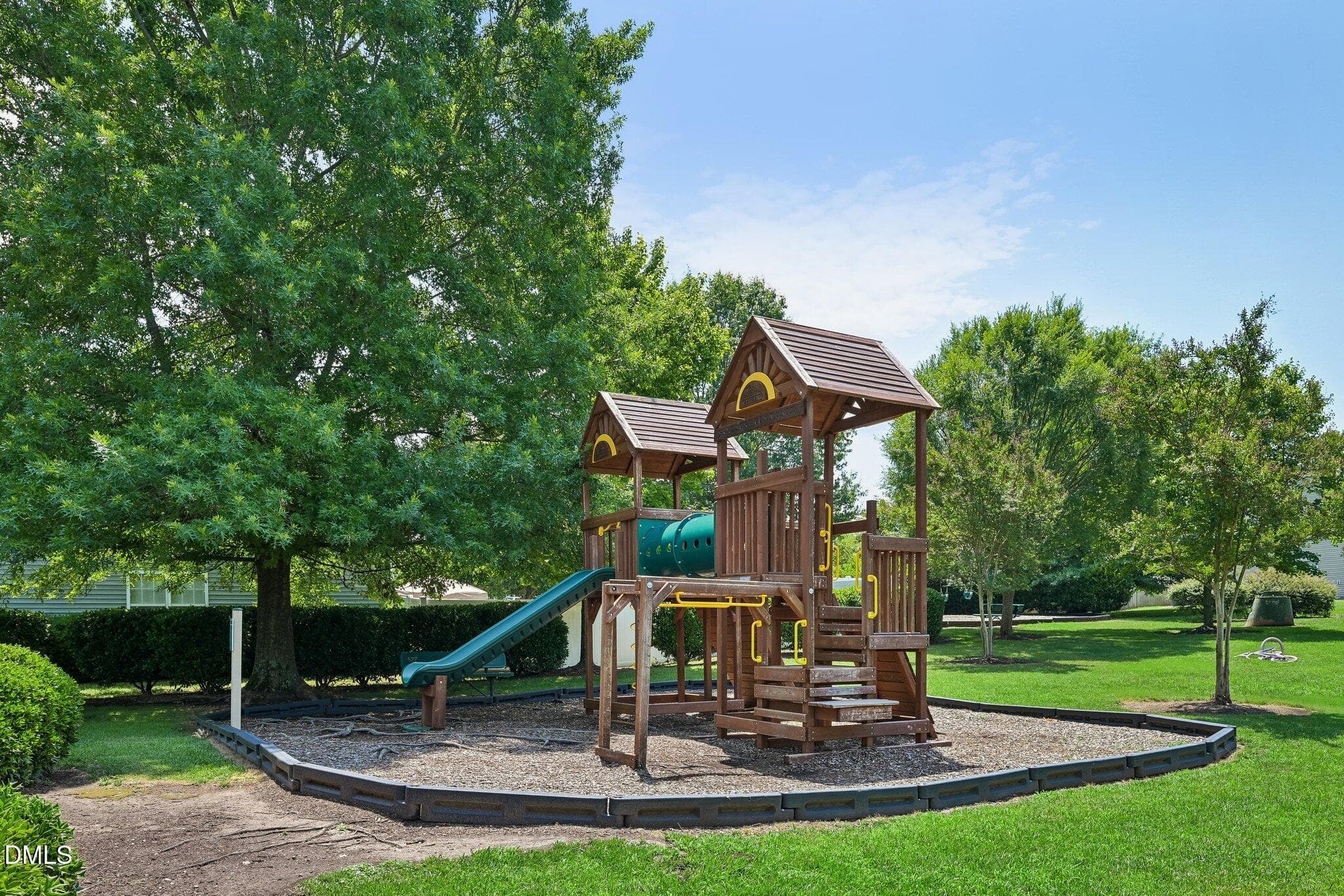 68-web-or-mls-Skybrook Ln-0707-904 - 2916 Skybrook Lane, Durham, NC 27703, Durham