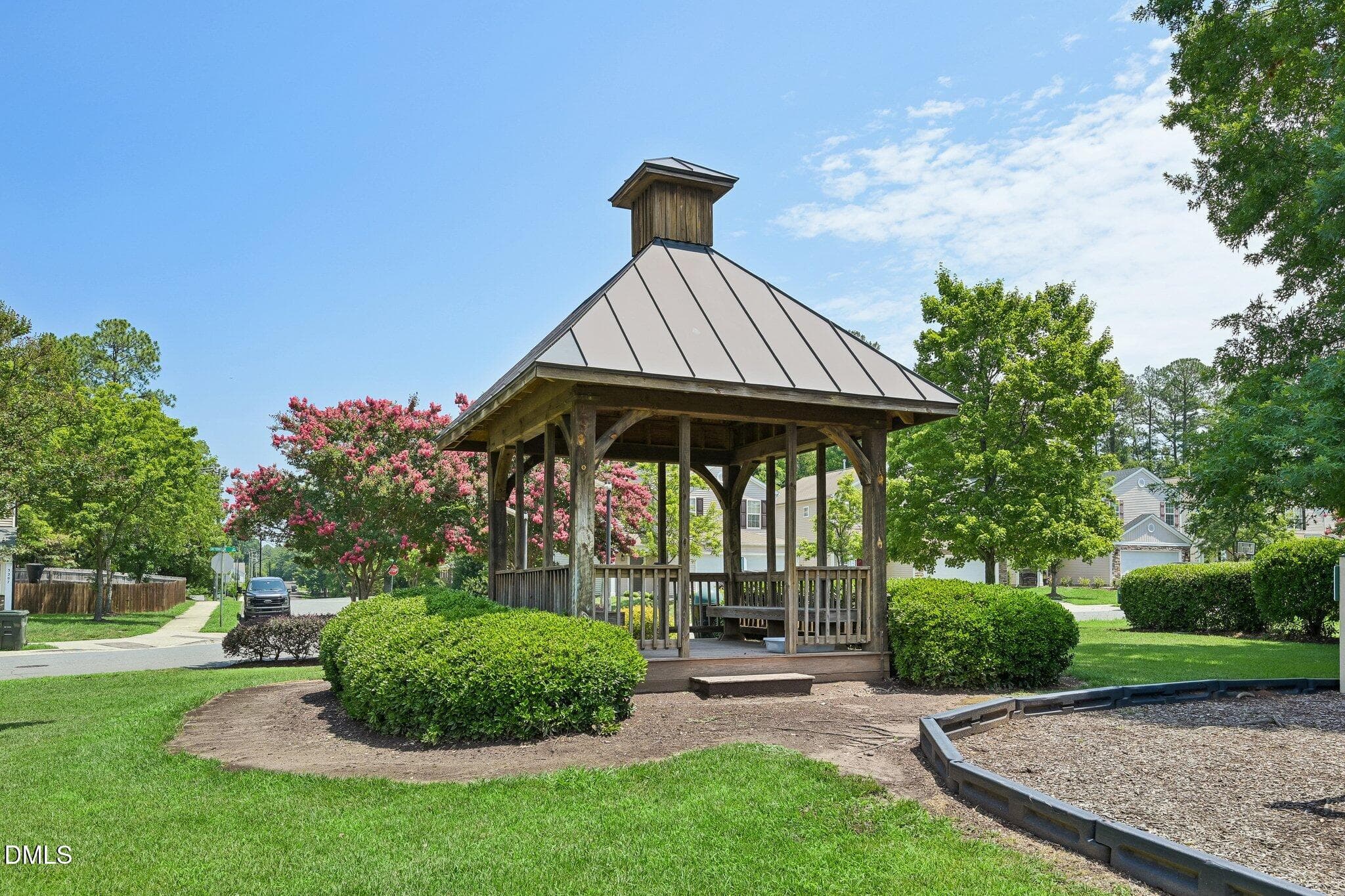 71-web-or-mls-Skybrook Ln-0707-907 - 2916 Skybrook Lane, Durham, NC 27703, Durham
