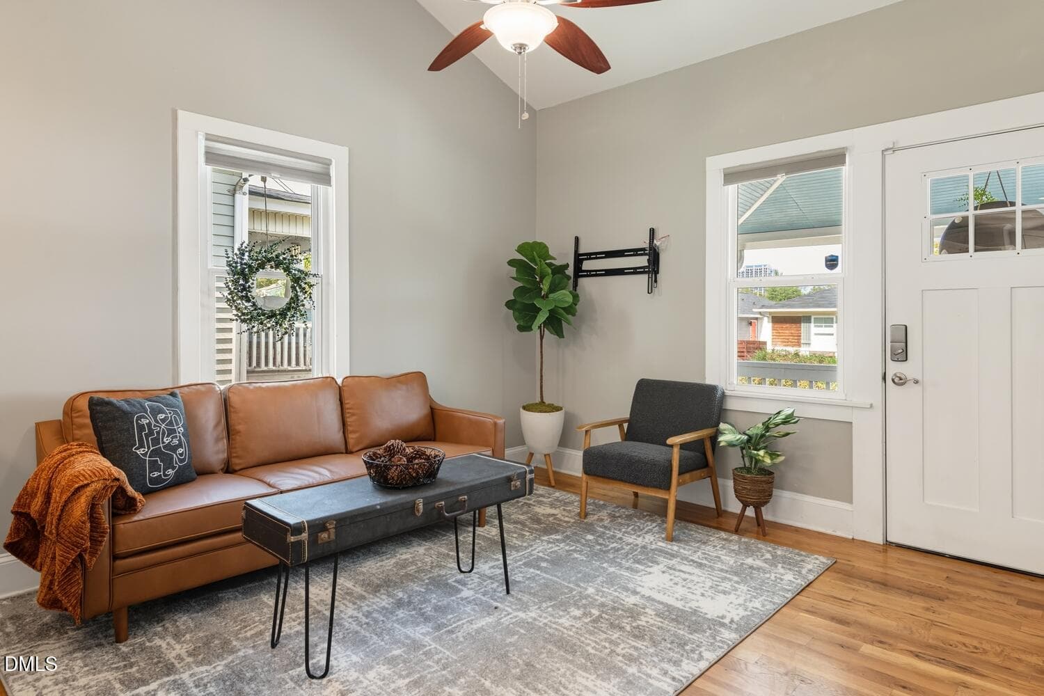 LivingRoom2 - 410 Bledsoe Avenue, Raleigh, NC 27601, Raleigh