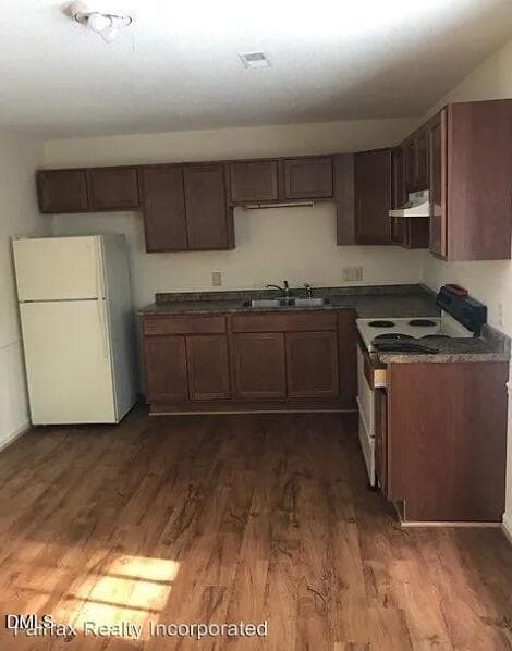 5 - 1421 Cherrycrest Drive, Durham, NC 27704